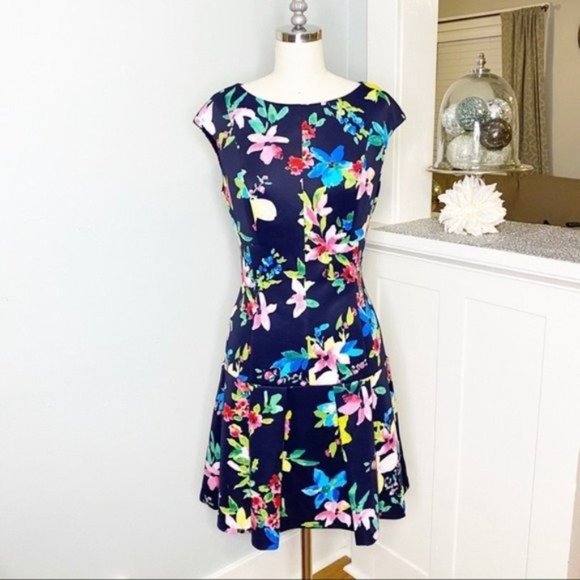 Chaps Black Floral Fit & Flare Scuba Dress 6 Small - Picture 2 of 9